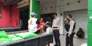 Tim Yustisi Polres Seruyan Berikan Himbauan Prokes Kepada Masyarakat