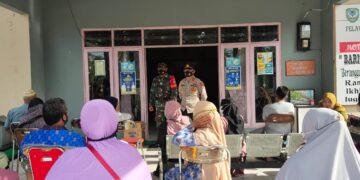 Waka Polres Seruyan Cek Pelaksanaan Vaksinasi Massal