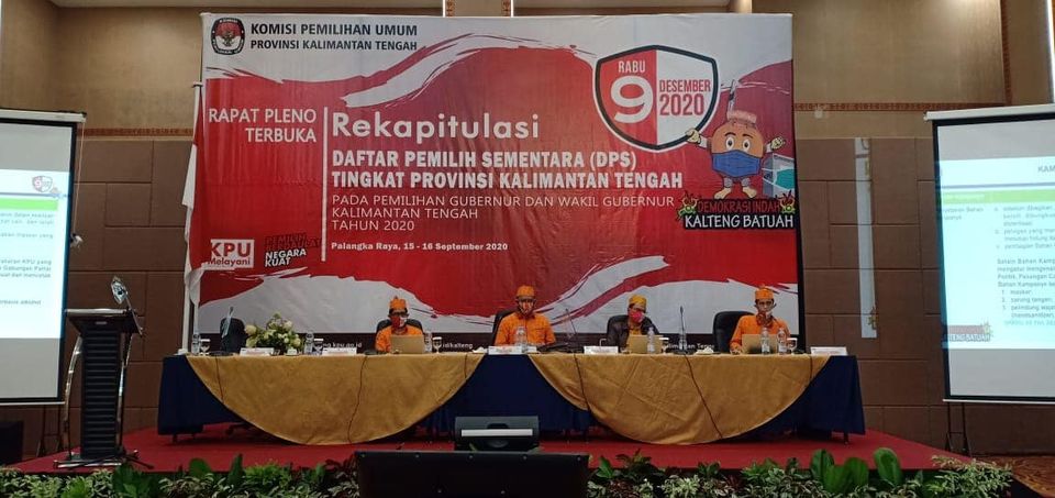 Rapat Pleno Terbuka Rekapitulasi Daftar Pemilih Sementara (DPS) Tingkat Provinsi Kalimantan Tengah pada Pemilihan Gubernur dan Wakil Gubernur Kalimantan Tengah Tahun 2020 yang dilaksanakan di Palangka Raya, Rabu (16/9/2020). Foto : Ist