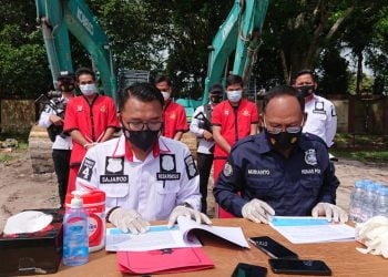 Polisi Amankan 3 Tersangka Illegal Mining Serta Barang Bukti 2 Unit Exsavator