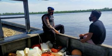 Satpolairud Polres Seruyan Tingkatkan Patroli ke Masyarakat Pesisir