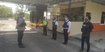 Pastikan Aman, Piket Mako Polres Seruyan Kontrol Tahanan