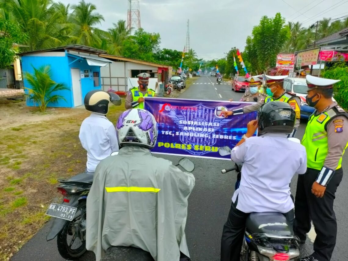 Polres Seruyan melaksanakan Sosialisasi Traffic Service Center (TSC) Samsat Online Isen Mulang (SAMOLING) dan Zebra Responsif (ZEBRES). Kegiatan tersebut dilaksanakan oleh Satlantas Polres Seruyan jajaran Polda Kalteng, Rabu (17/3/2021). Foto : Tbn