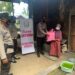 Kapolsek Hanau Berikan Bansos Kepada Masyarakat Terdampak Covid-19