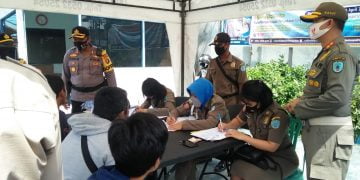 Langgar Prokes Covid-19, Puluhan Warga Kota Nanga Bulik Disanksi Sosial
