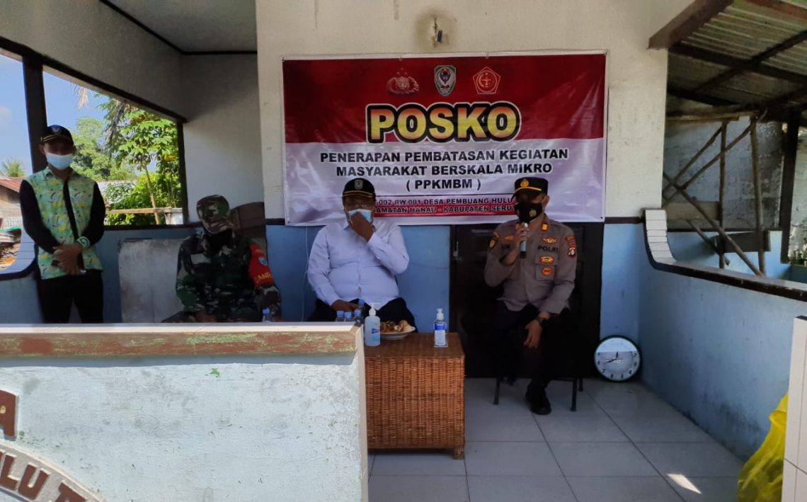 Polsek Hanau dalam menekan angka penyebaran virus Covid-19 adalah membentuk Posko Penerapan Pembatasan Kegiatan Masyarakat (PPKM) berskala Mikro. Foto : Tbn