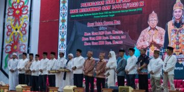 Ketum DAD Kalteng Hadiri Peringatan Isra Miraj