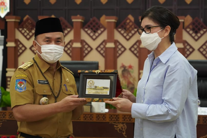 Gubernur Kalteng saat menyampaikan arahannya