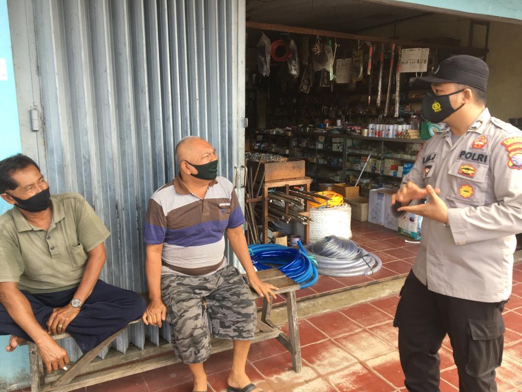 Polres Seruyan menurunkan KRYD Regu Alpha untuk melaksanakan Patroli pemantauan wilayah di sekitar Kota Kuala Pembuang Kecamatan Seruyan Hilir Kabupaten Seruyan untuk menjaga dan memastikan situasi kamtibmas selalu aman dan kondusif, Senin (19/07/21). Foto : Tbn