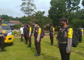 Polres Lamandau Gelar Apel Pengecekan Serpas Dalam Rangka Pengamanan TPS.