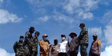 Kapolda Kalteng Dampingi Wamenhan Tinjau Lokasi Food Estate di Desa Tewai Baru Gunung Mas