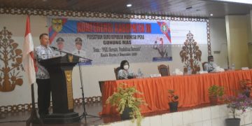 Buka Konferensi PGRI ke III, Jaya S. Monong Sebut Konsentrasi Penuh Tingkatkan Mutu Pendidikan Gumas