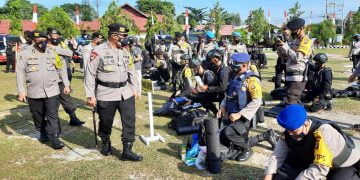 Jelang Keberangkatan BKO Pilkada, Kapolda Cek Kelengkapan Anggota
