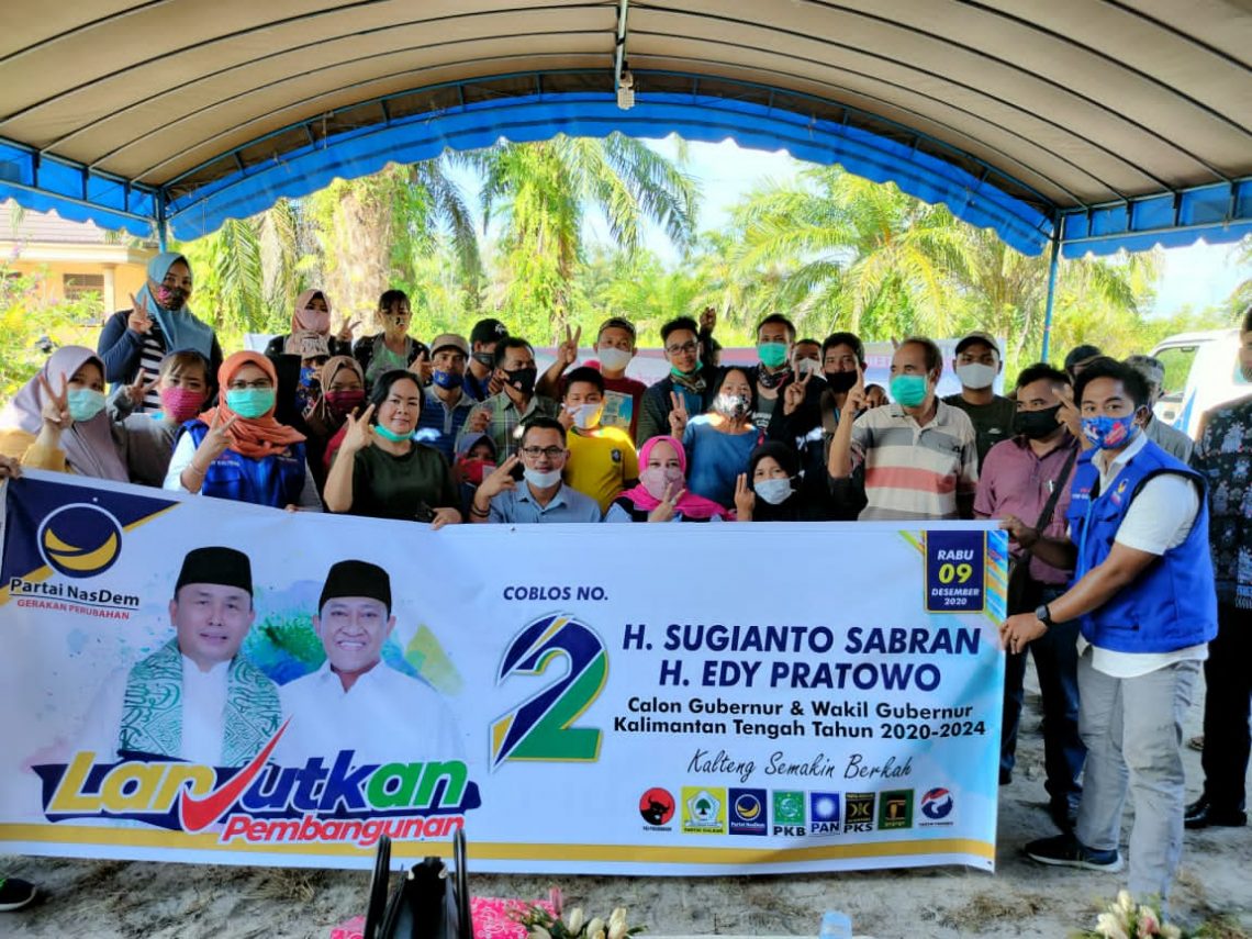 Faridawaty bersama masyarakat siap memenangkan Sugianto - Edy. FOTO ; ist.