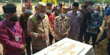 Bupati Resmikan Gedung Kampus Politeknik Lamandau