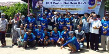 HUT ke-9 Partai NasDem Bakti Sosial di Desa Terusan Karya Kapuas