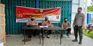 Kapolsek Kurun Pimpin Pengamanan Gudang Vaksin Sinovac Covid-19
