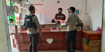 Kapolsek Seruyan Hilir Pimpin Kegiatan Yustisi di Pasar Saik