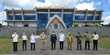 Menhub Didampingi PlT Gubernur Kalteng Tinjau Bandara HM Sidik di Muara Teweh