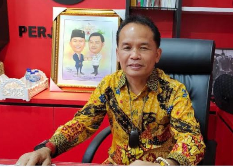 Anggota DPR RI Fraksi PDIP Dapil Kalteng, H Agustiar Sabran