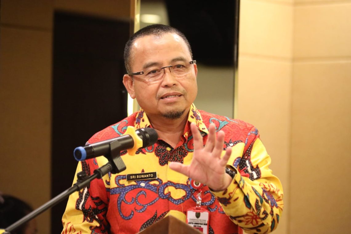 Asisten Administrasi Umum (Adum) Sri Suwanto saat menyampaikan sambutan
