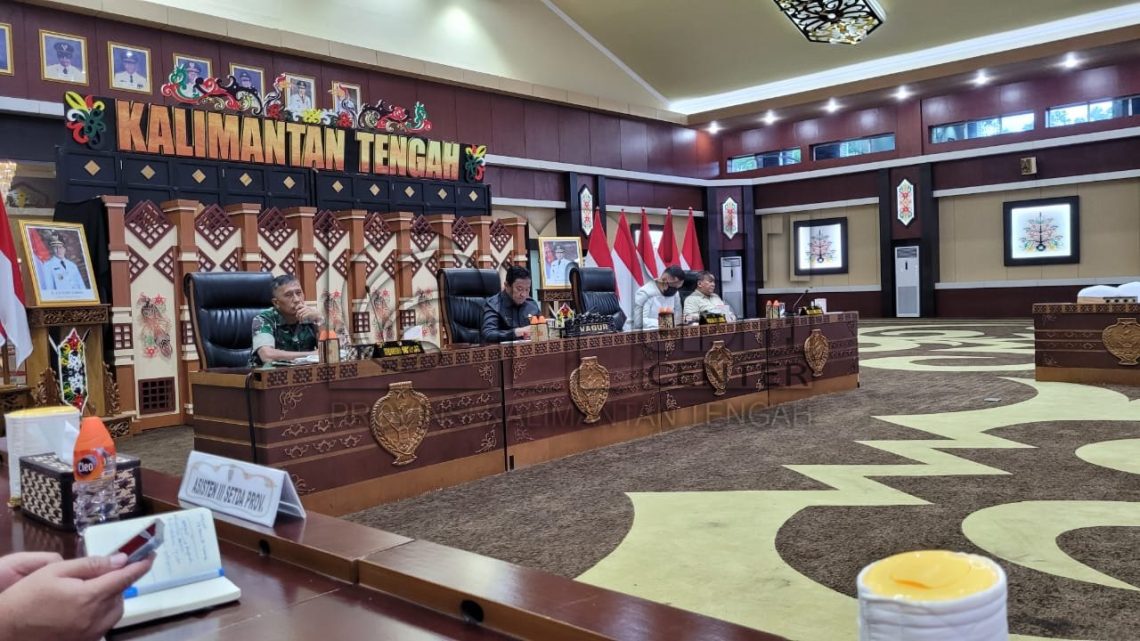 Wagub Kalteng H. Edy Pratowo mengikuti Rakor Pengendalian Inflasi di Daerah secara virtual