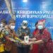 Bupati Lamandau Raih Penghargaan Anugerah Kebudayaan PWI 2022