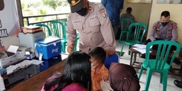 Polres Pulang Pisau Gelar Vaksinasi di Penyeberangan Mintin