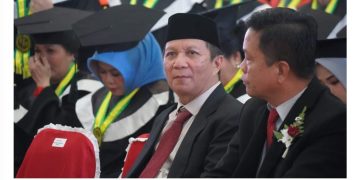Suhaemi: Lulusan UPR Harus Kreatif Buka Lapangan Kerja di Kalteng