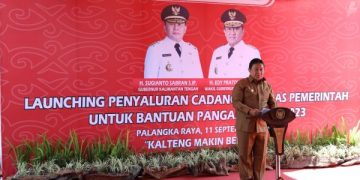 Wakil Gubernur Edy Pratowo Lepas Penyaluran Bantuan Pangan Beras