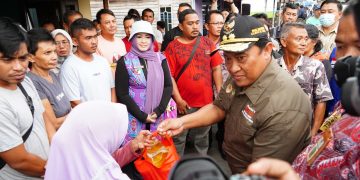 Paska Kebakaran, Wagub Edy Pratowo Tinjau Komplek Mendawai Pasar Kahayan Palangka Raya