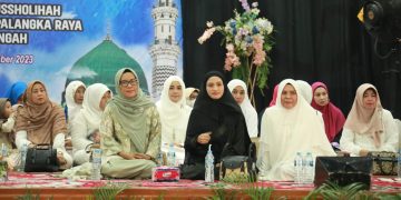 Ketua TP-PKK Kalteng Ivo Sugianto Sabran Ajak Umat Muslim Meneladani Sifat Nabi Muhammad SAW