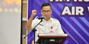 Kepala Bappedalitbang Buka Rapat Komisi dan Sidang Pleno IV TKPSDA Wilayah Sungai Mentaya-Katingan Tahun 2023