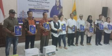 Wakil Ketua III DPRD Kalteng Terima Kunjungan Masyarakat dari Berbagai Daerah