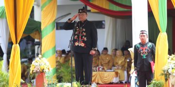 Wagub Edy Pratowo Pimpin Upacara Peringatan Hari Jadi Ke-64 Kabupaten Kobar
