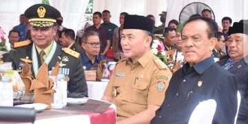 Gubernur dan Wagub Kalteng Hadiri Upacara Peringatan HUT Ke-78 TNI