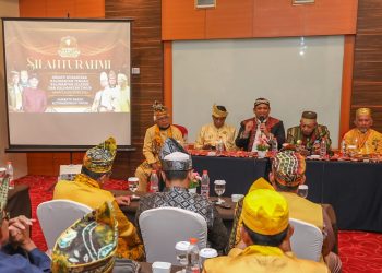 Temui Relawan Dinasti Nusantara, Raja-Sultan di Kalimantan Ingatkan Ganjar Pranowo jadi Pelayan Rakyat