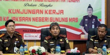 Kajati Dorong Pimpinan Kejari Gumas Terus Berinovasi dan Berikan Pelayanan Terbaik