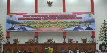 Rapat Paripurna DPRD, Pj Wali Kota sampaikan Nota Keuangan RAPBD 2024