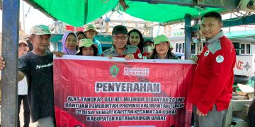 Pemprov Kalteng Berikan Bantuan Bagi Nelayan Desa Sungai Kapitan