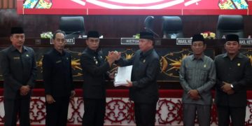 DPRD Mura Gelar Rapat Paripurna Penyerahan Dua Raperda