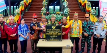 Bupati Mura Perdie M Yoseph Resmikan Lopo Betang PMY