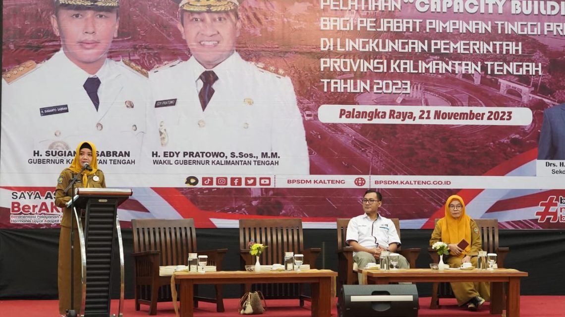 Kepala BPSDM Prov. Kalteng Rahmawati saat menyampaikan sambutannya