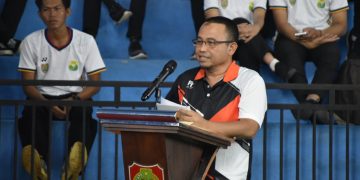 Asisten Adum Buka Kejuaraan Bulutangkis Gubernur Kalteng Open 2023