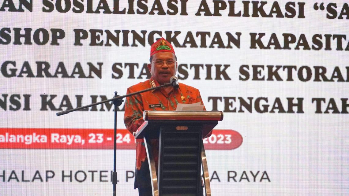 Sekretaris Daerah Prov. Kalteng H. Nuryakin saat menyampaikan sambutannya