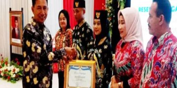 Anggota DPRD Bangga Terhadap Paskibra Barito Utara