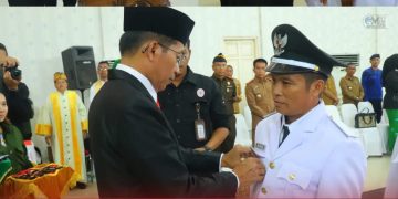 Bupati Murung Raya Lantik 34 Kepala Desa