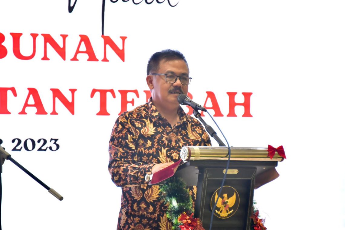 Plh. Asisten Pemerintahan dan Kesra Setda Provinsi Kalteng Herson B Aden saat menyampaikan sambutannya