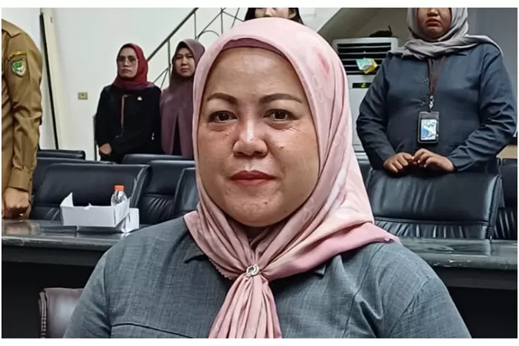 Anggota DPRD Barito Utara, Henny Rosgiaty Rusli