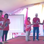 Kepala Satpol PP Kalteng, Baru I. Sangkai (dua dari kanan) mewakili Gubernur Kalteng membuka turnamen bola voli Soekarno Cup 2023 di lapangan Jalan Soekarno I Kota Palangka Raya, Jumat (25/8/2023) pagi. Foto: fer